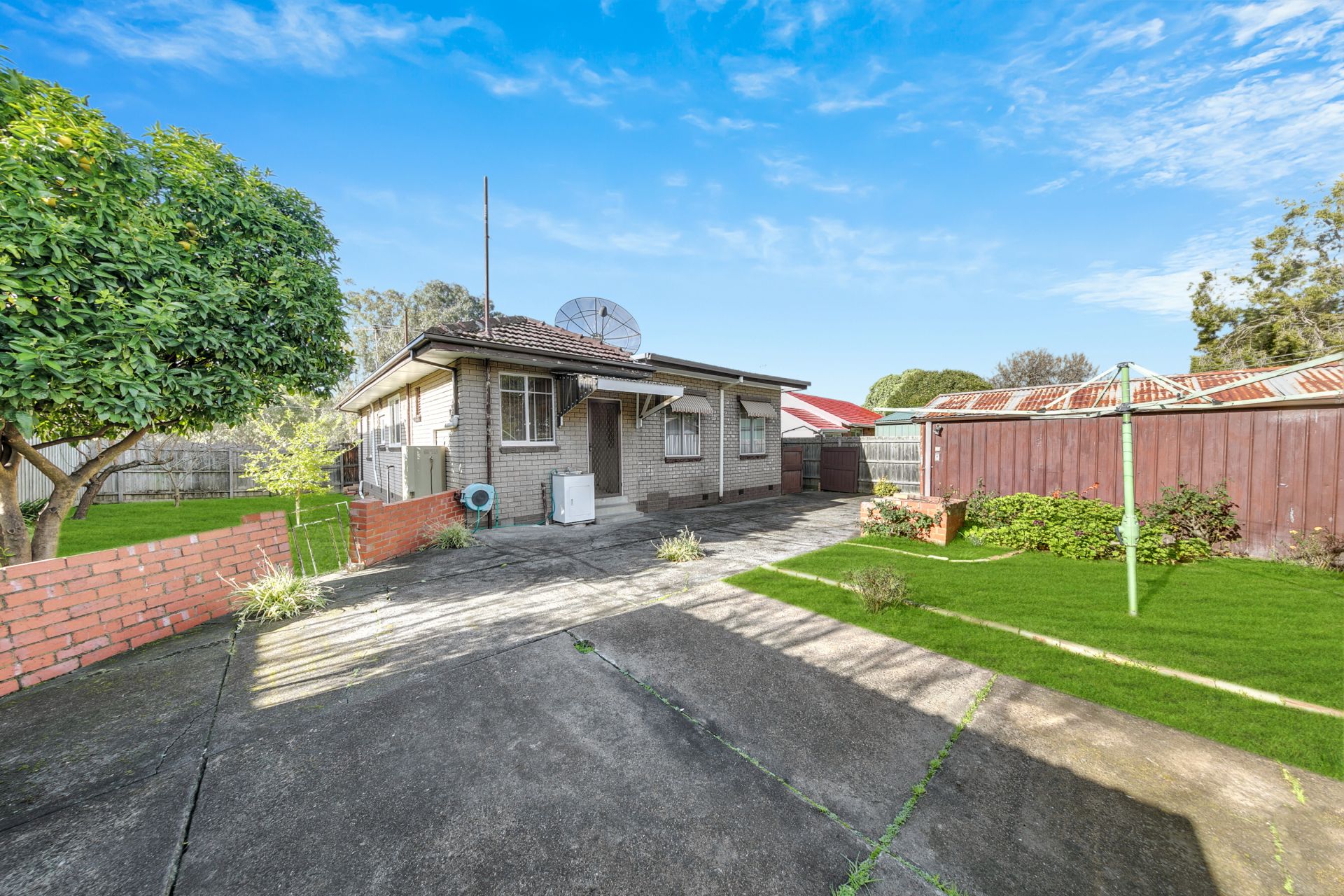 A Renovated 4 Bedroom Home on a potential packed 675m2 of land .....