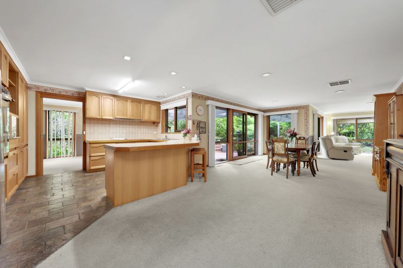 179 St Helena Road, Greensborough