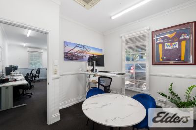 FREESTANDING KANGAROO POINT REFURBISHED OFFICE!