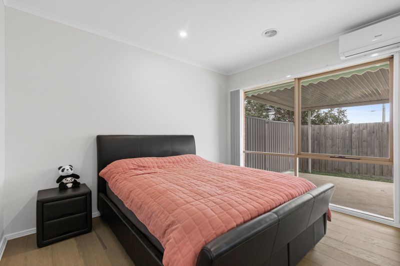 11 Woolnough Drive, Mill Park