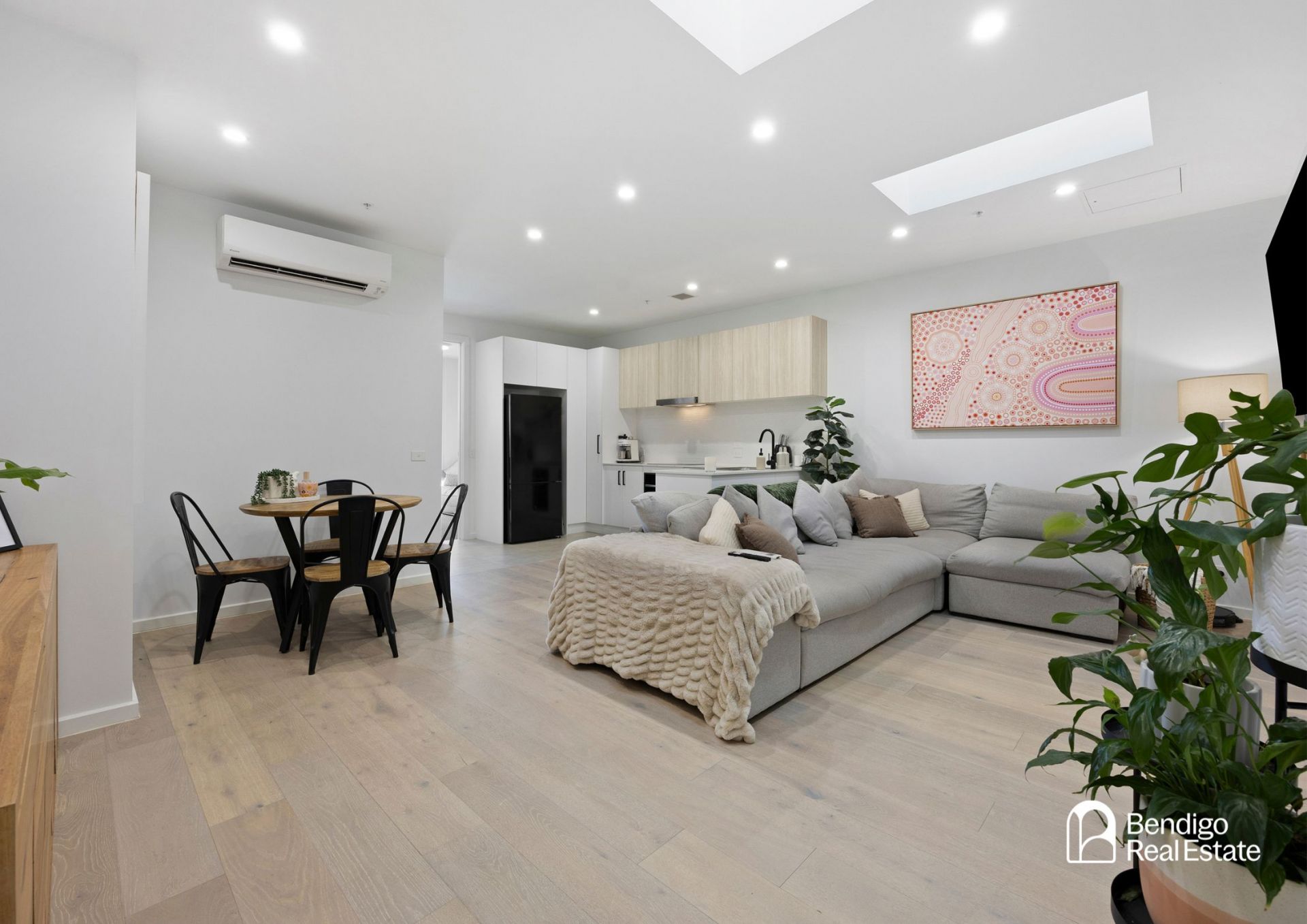 12/2-4 Queen Street Bendigo VIC, Bendigo - Thumbnail 2