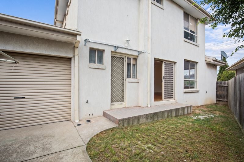 10 Herman Road, Lalor