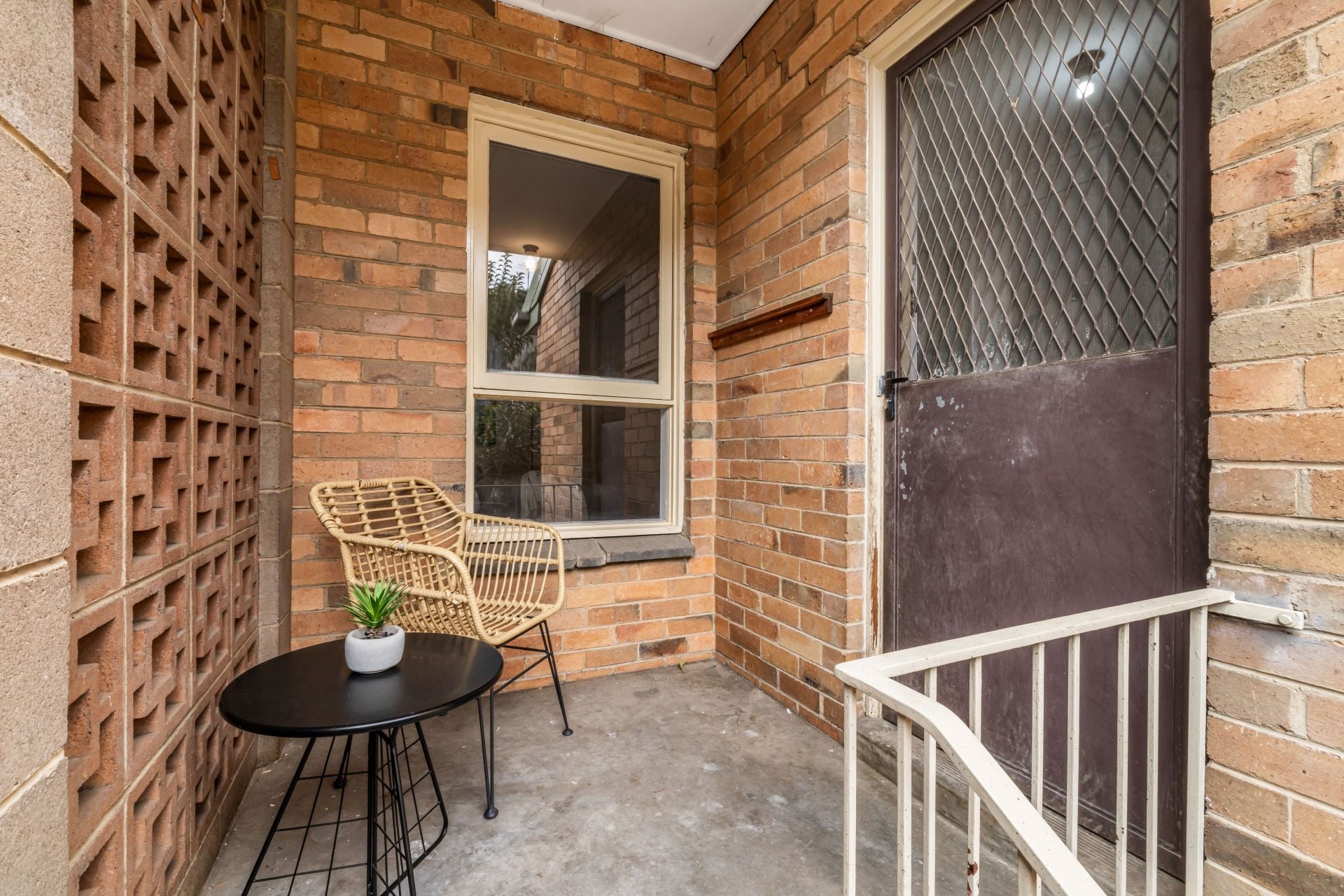 2-Bedroom Unit In Reservoir – Central Location, Ideal For First Home Buyers Or Savy Investors