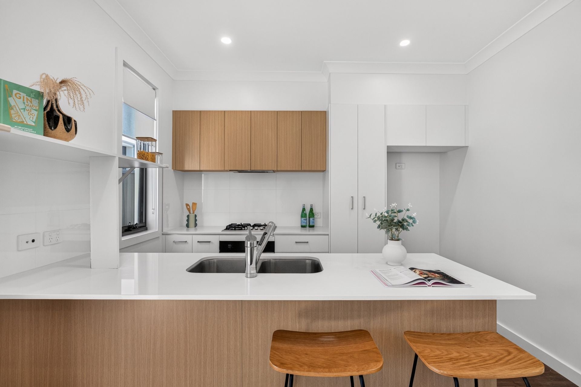 12 Sloggett Glade, Schofields, Schofields - Thumbnail 5