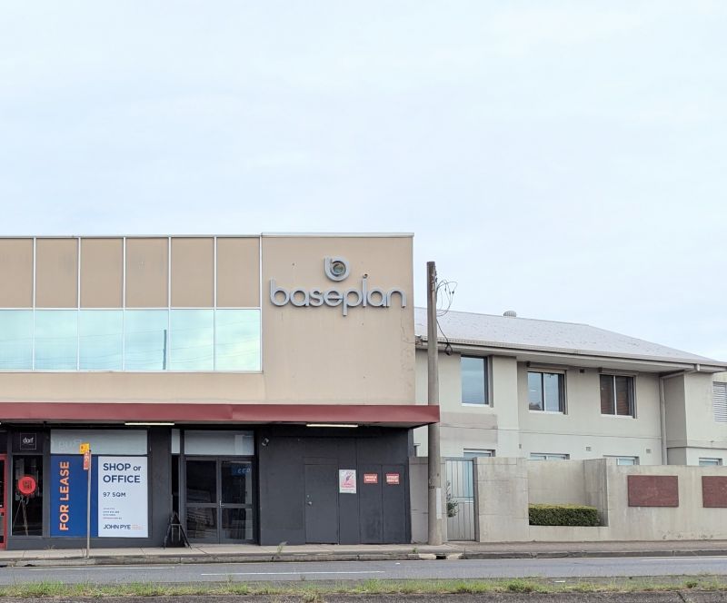 SHOP FRONT – 97 SQM