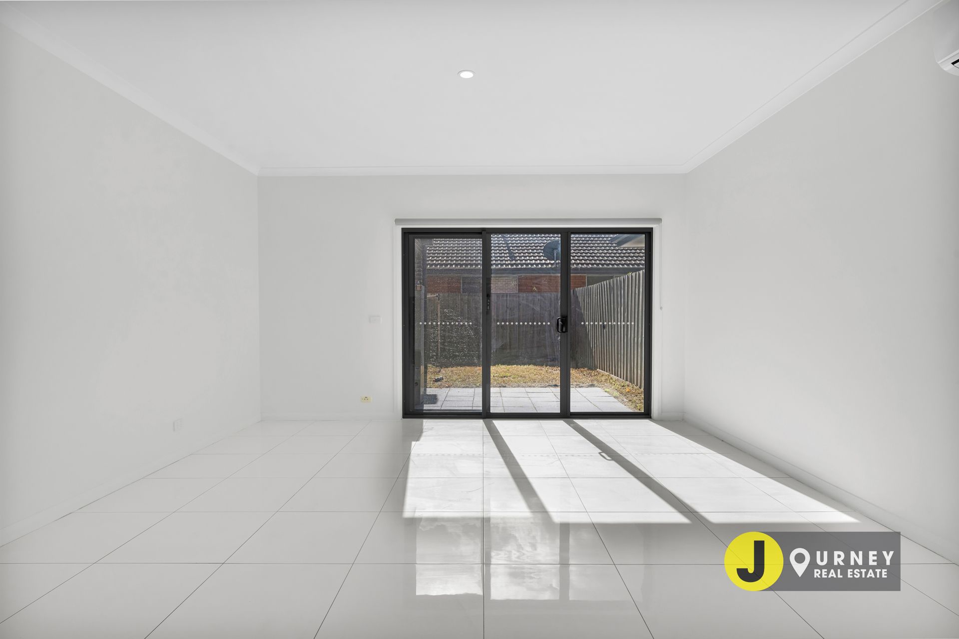 1&4/14 Bride Avenue, Hampton Park VIC, Hampton Park - Thumbnail 5