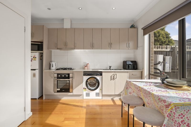 4/20 Crookston Road, Reservoir