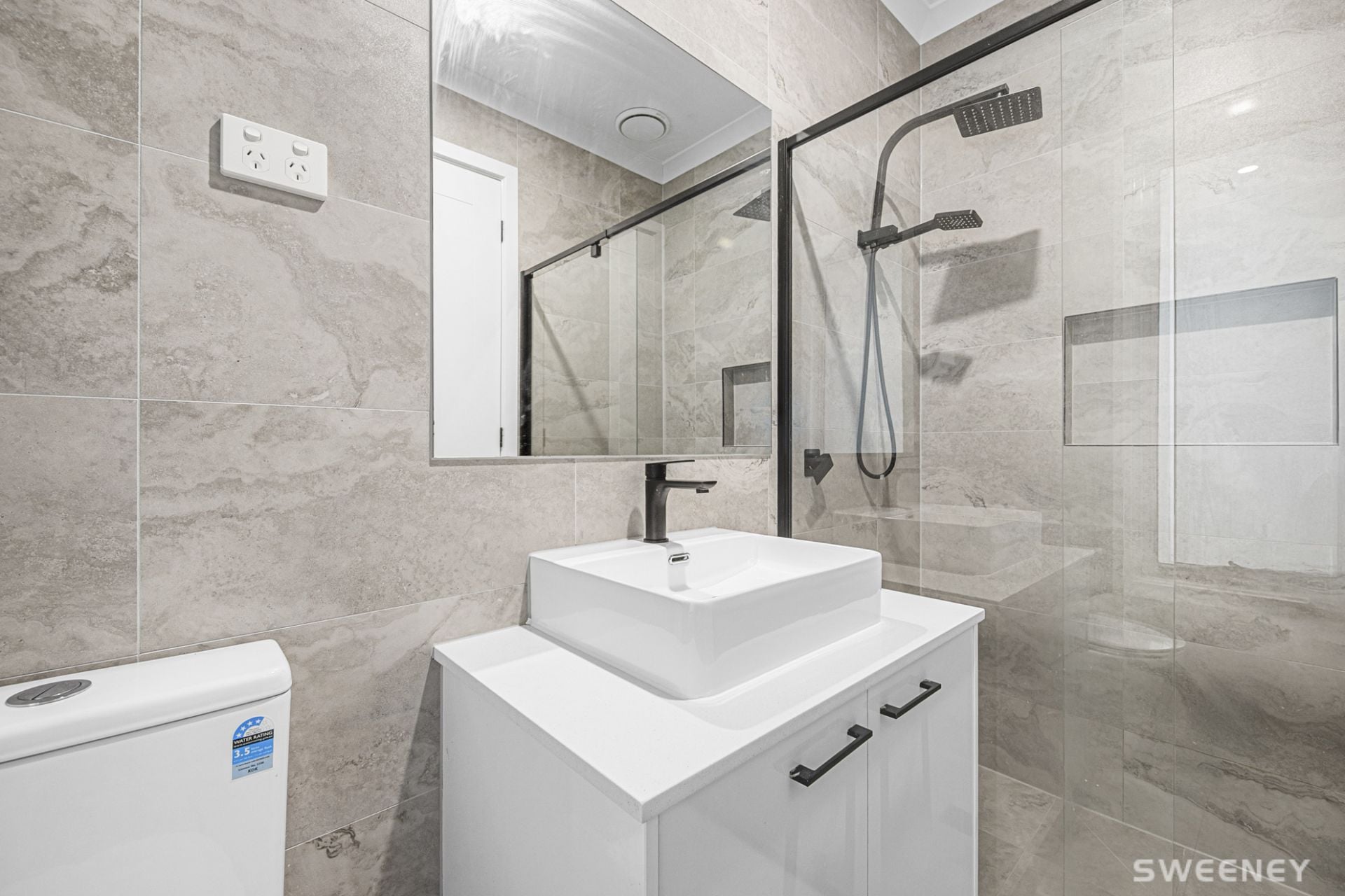 4 Ipswich Avenue, Werribee - Thumbnail 6
