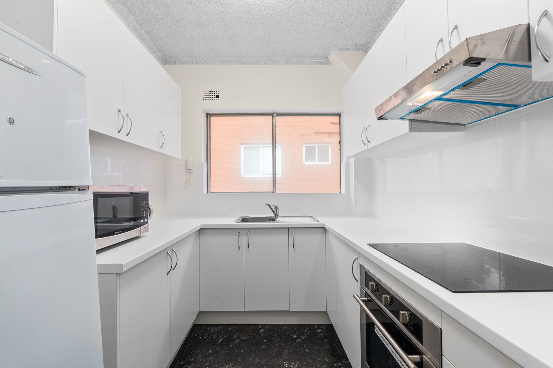 8/90 Station Street West Ryde NSW, West Ryde - Thumbnail 2