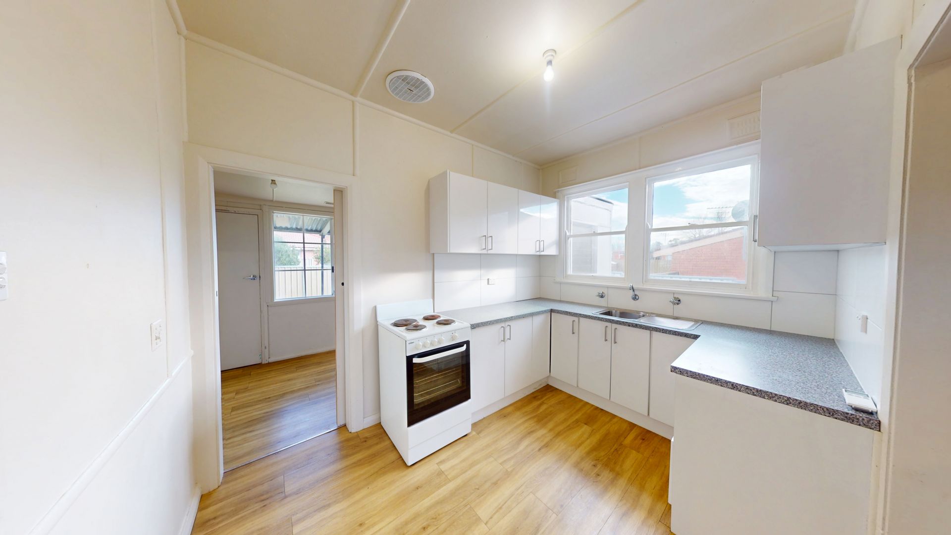 123 Woodward Street Orange NSW, Orange - Thumbnail 5