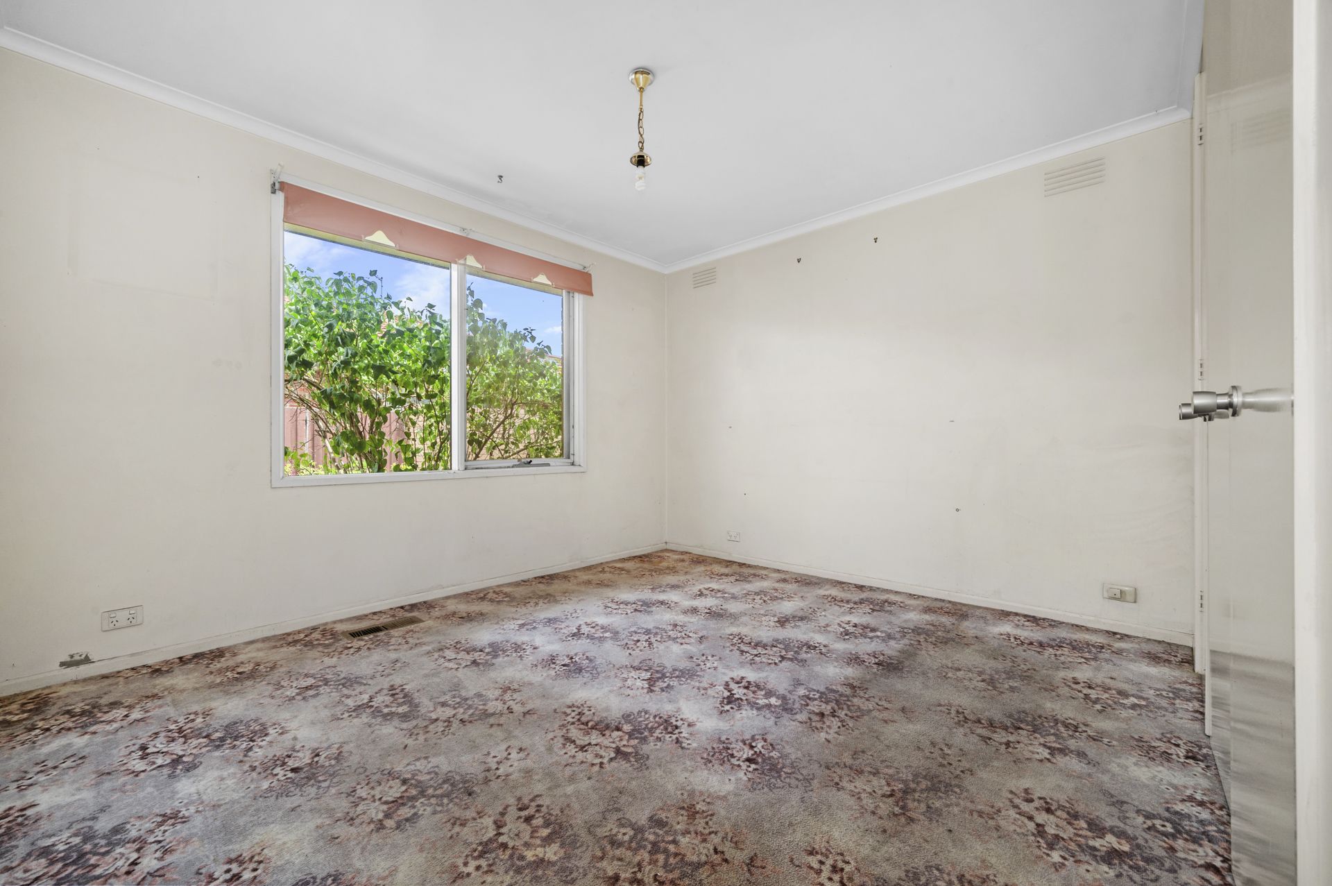 AFFORDABLE 4 BEDROOM HOME  WITH BONUS GRANNY FLAT