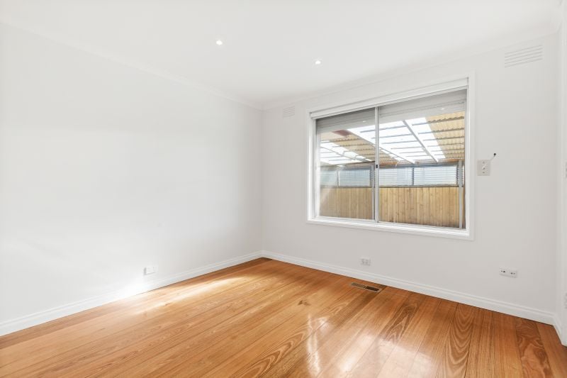 13 Emerald Street, Dallas