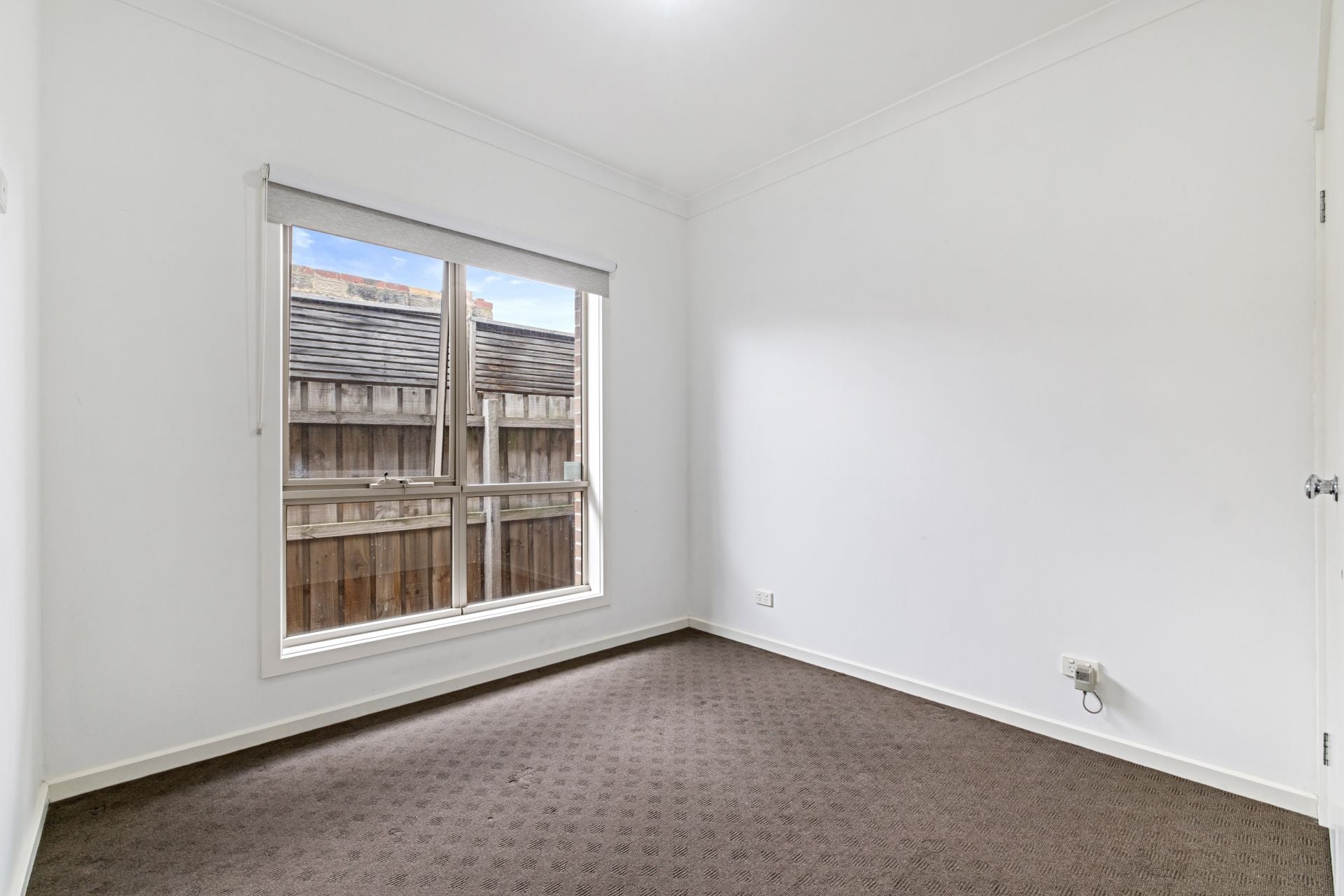 Modern 2-Bedroom Unit in Prime Reservoir Location