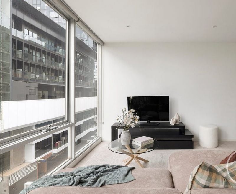 Bright, Spacious & Perfectly Positioned in South Yarra