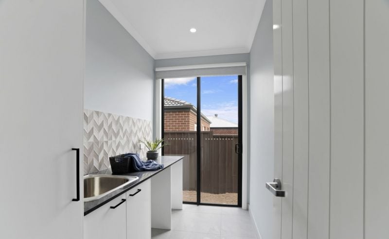 43 Coltan Avenue, Cobblebank