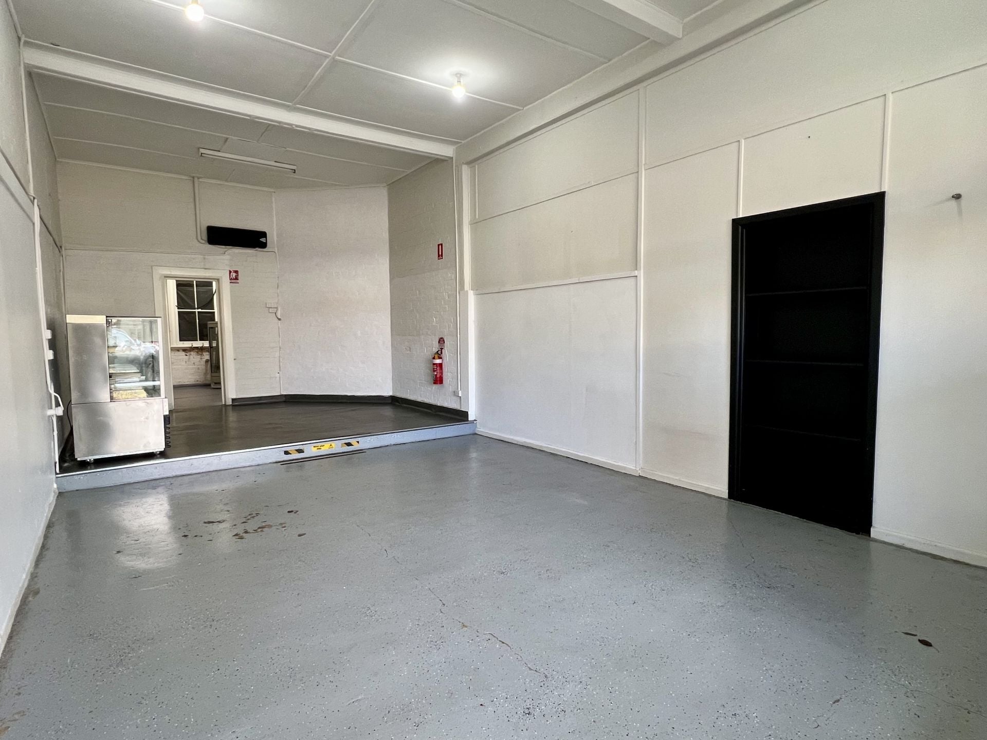 102 Kendal Street, Cowra NSW, Cowra - Thumbnail 3