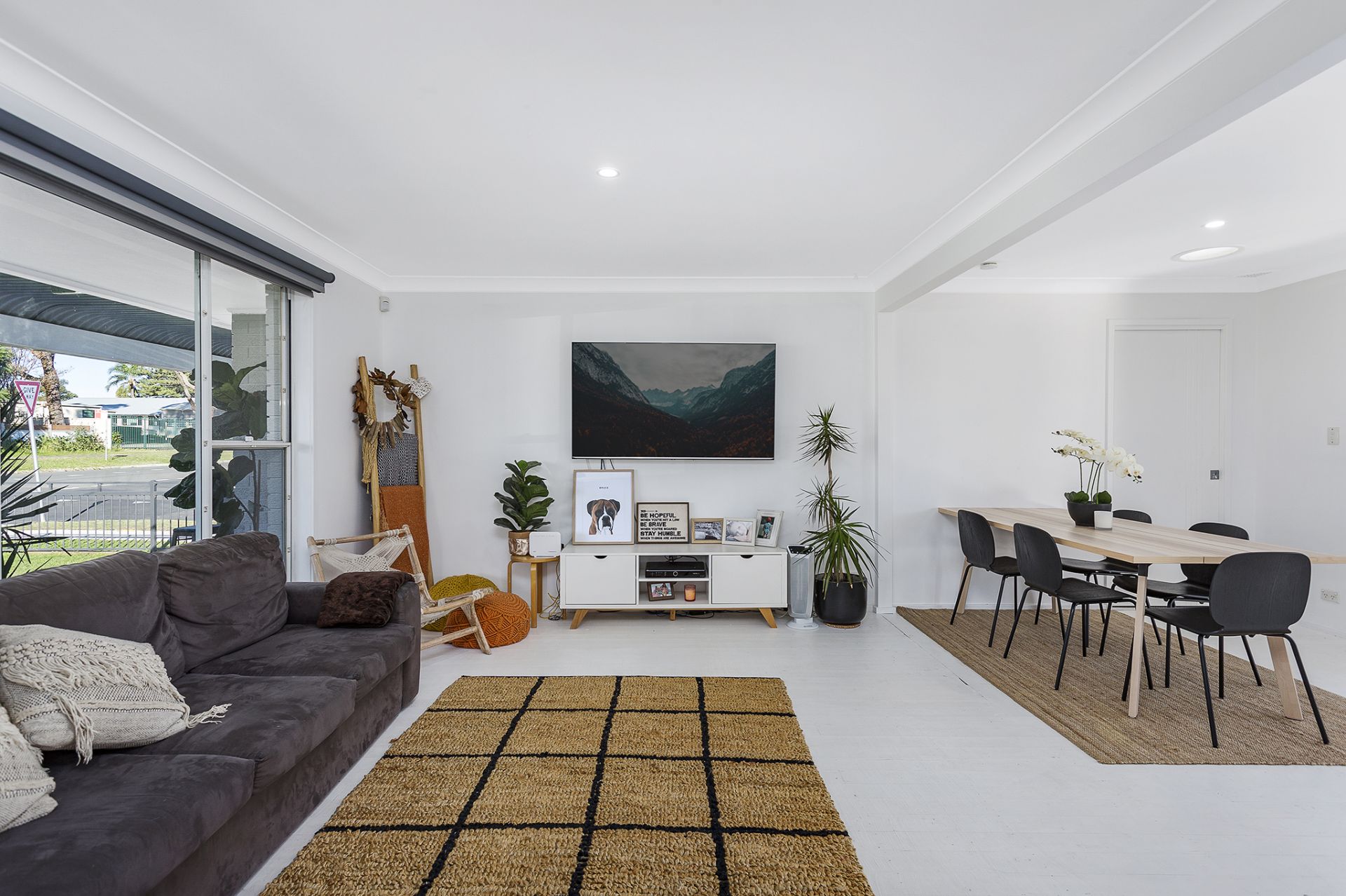 157 Ridge Road Engadine NSW, Engadine - Thumbnail 2