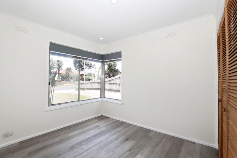 15 Menzies Parade, Lalor