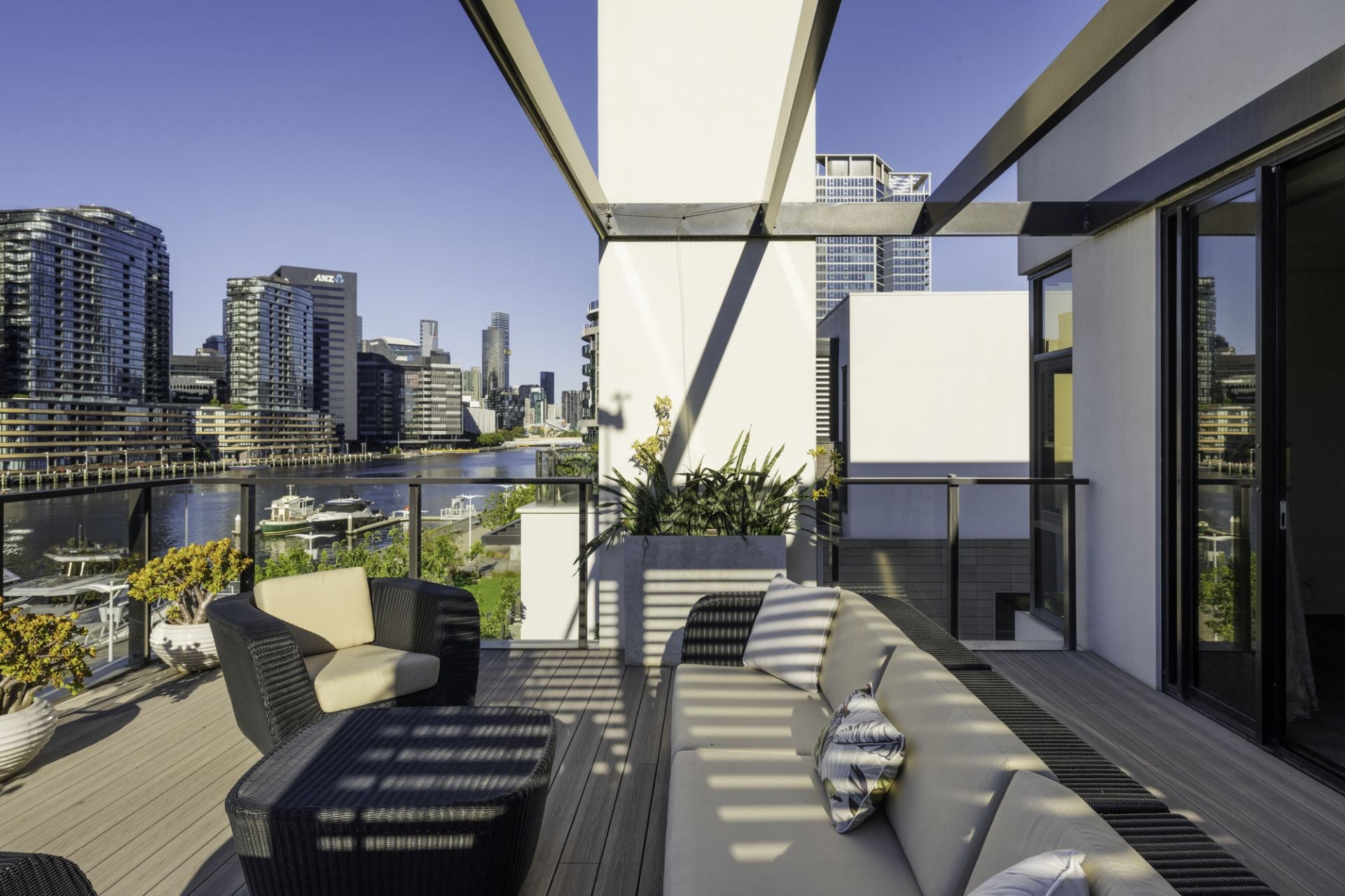 42 South Wharf Drive, Docklands, Docklands - Thumbnail 3
