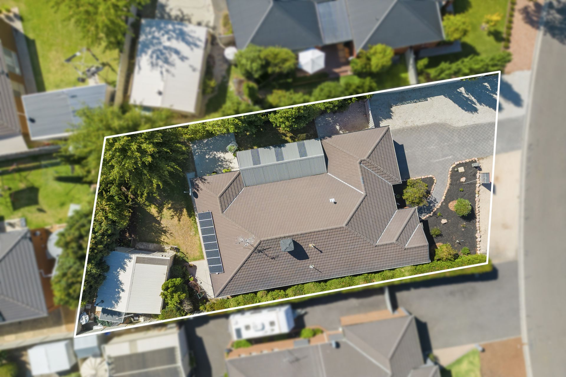 12 Ambrosia Rise, Epsom, Epsom, Epsom - Thumbnail 3