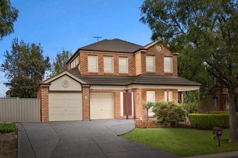 8 Braelands Close, Caroline Springs