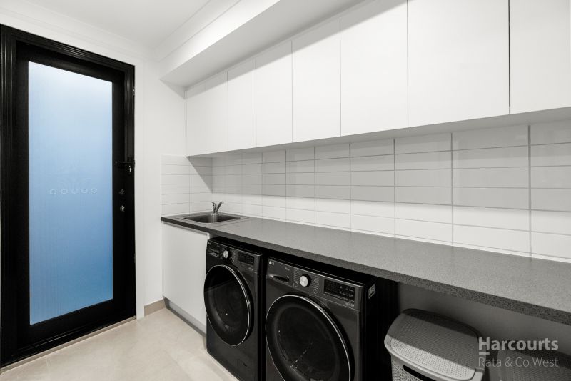 24 Stricta Circuit, Fraser Rise