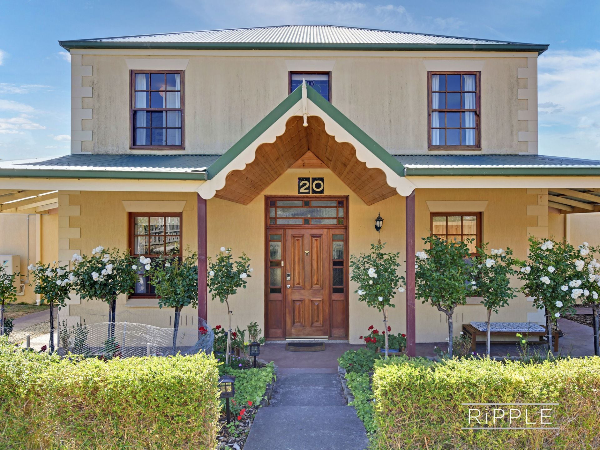 prevnextslide 1 of 1 Sold 20 Beach Road MARGATE 5 2 5 $ 960,000, Margate - Thumbnail 3