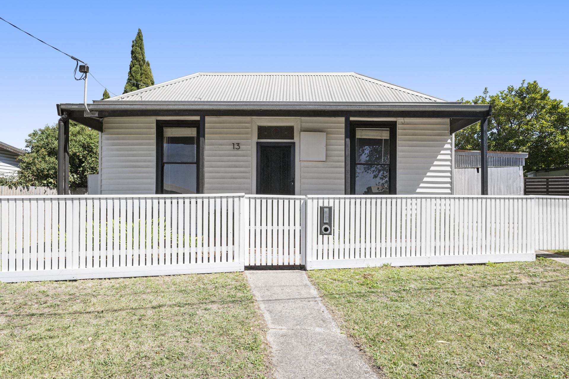 13 Beaufort Crescent, Ballarat Central, Ballarat Central - Thumbnail 3