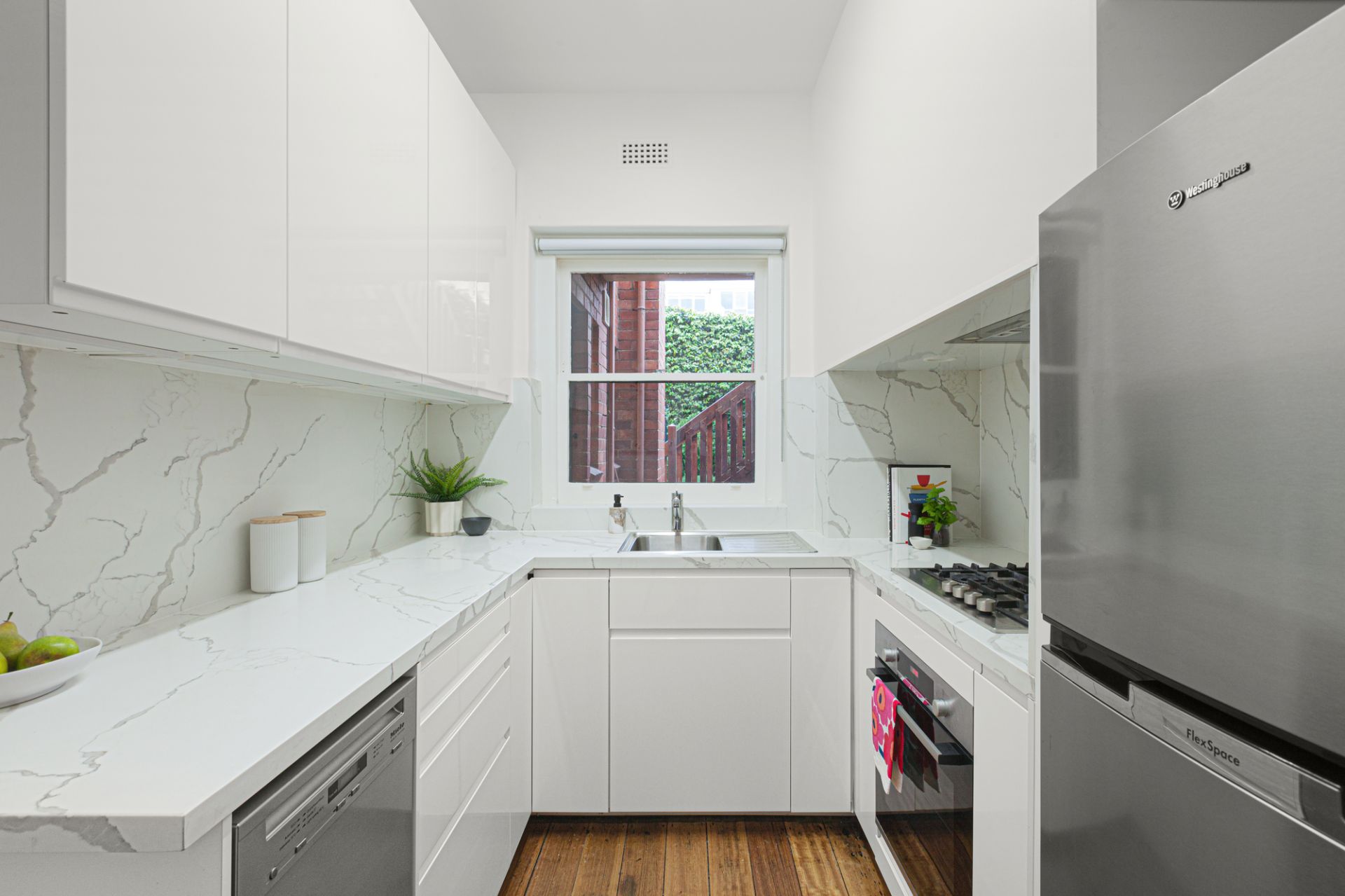 1/4 Coolullah  Avenue, South Yarra, South Yarra - Thumbnail 4