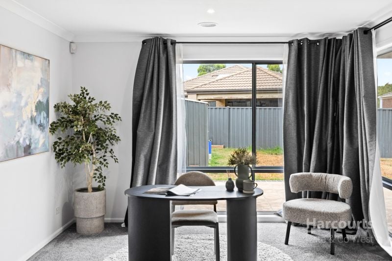 3 Streeton Avenue, Caroline Springs