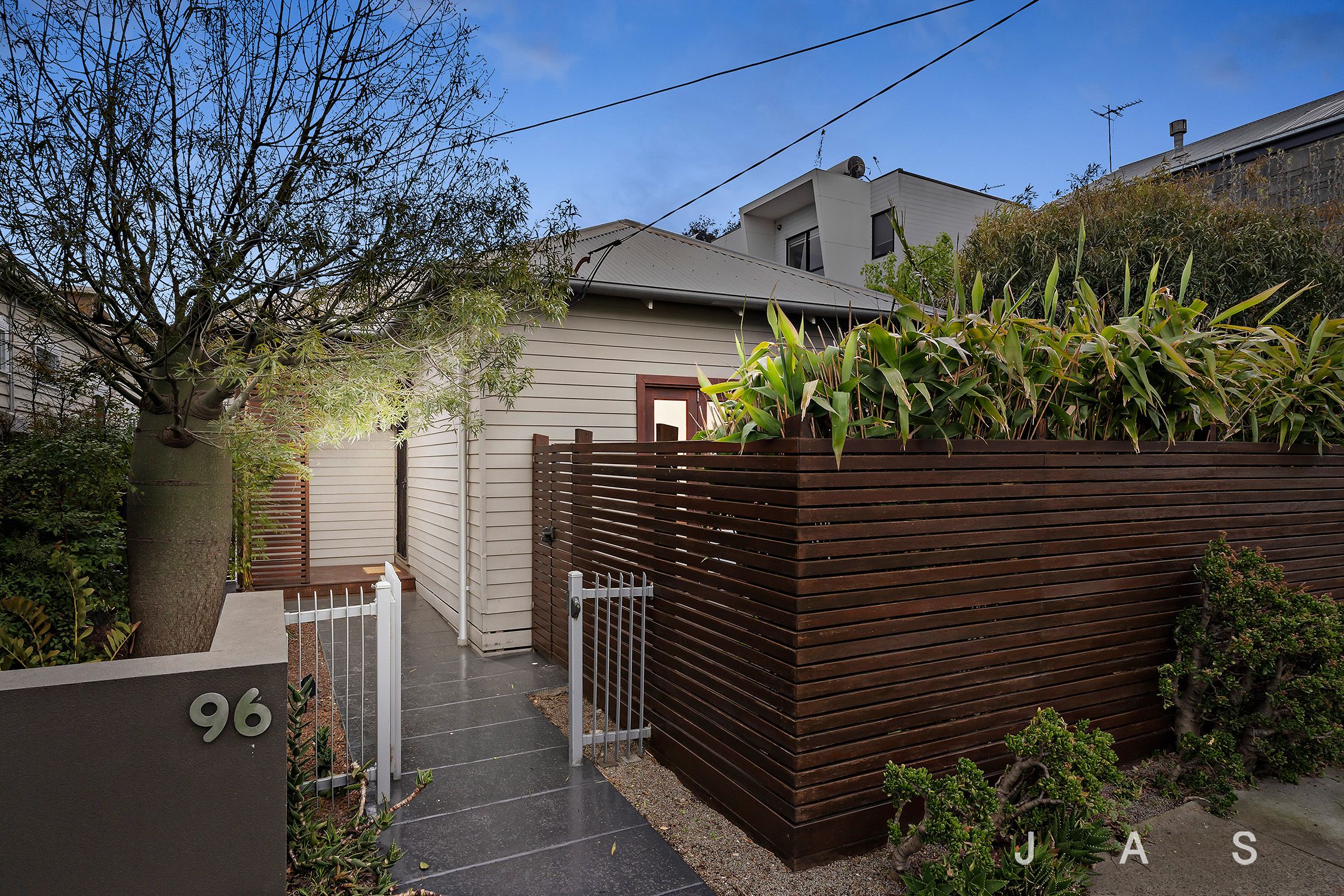 96 Cowper Street Footscray VIC, Footscray - Thumbnail 2