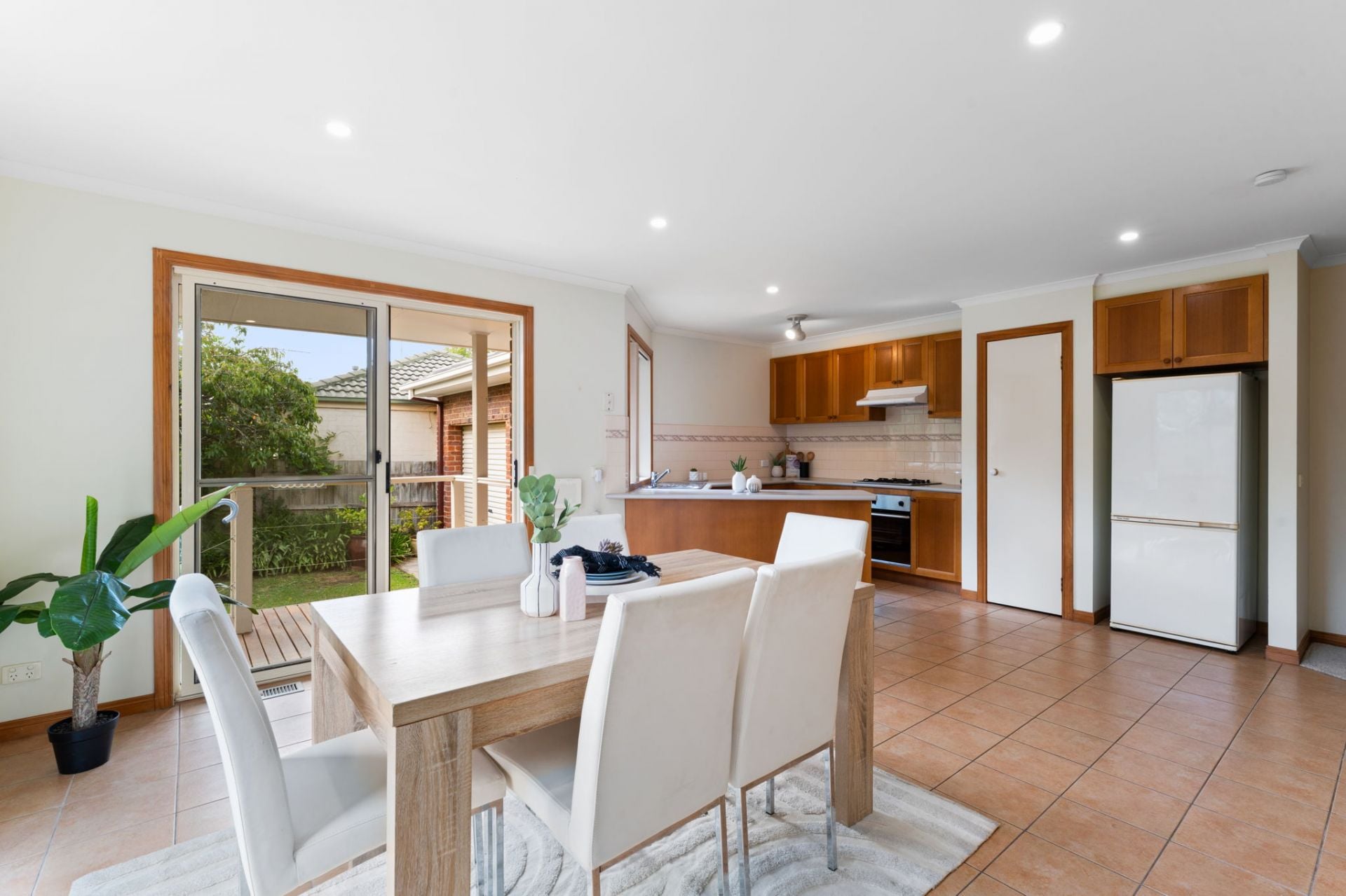 13 Magarra Crescent, Berwick VIC, Berwick - Thumbnail 6