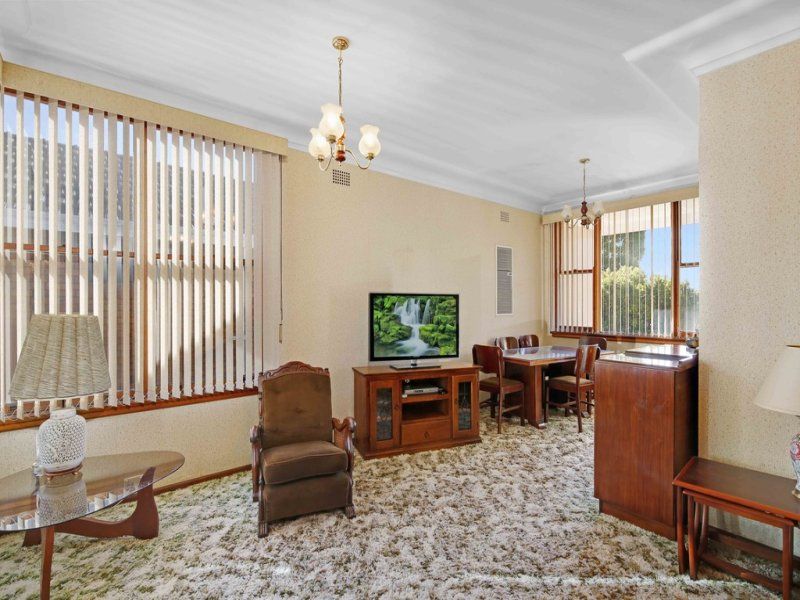13 Sixth Avenue, JANNALI, Jannali - Thumbnail 2