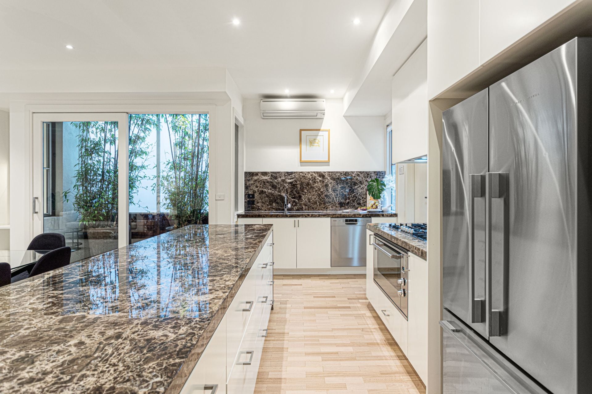 24 Ross Street, Toorak, Toorak - Thumbnail 4