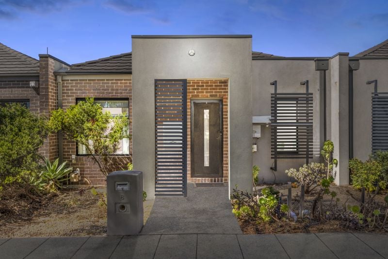 6 Prism Walk, Epping
