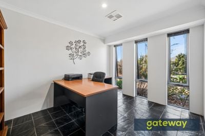 2 Grampian Crescent, Aubin Grove