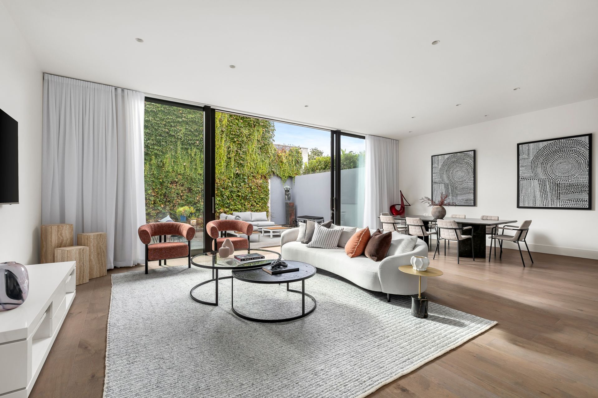1/3 Loller Street, Brighton, Brighton - Thumbnail 2