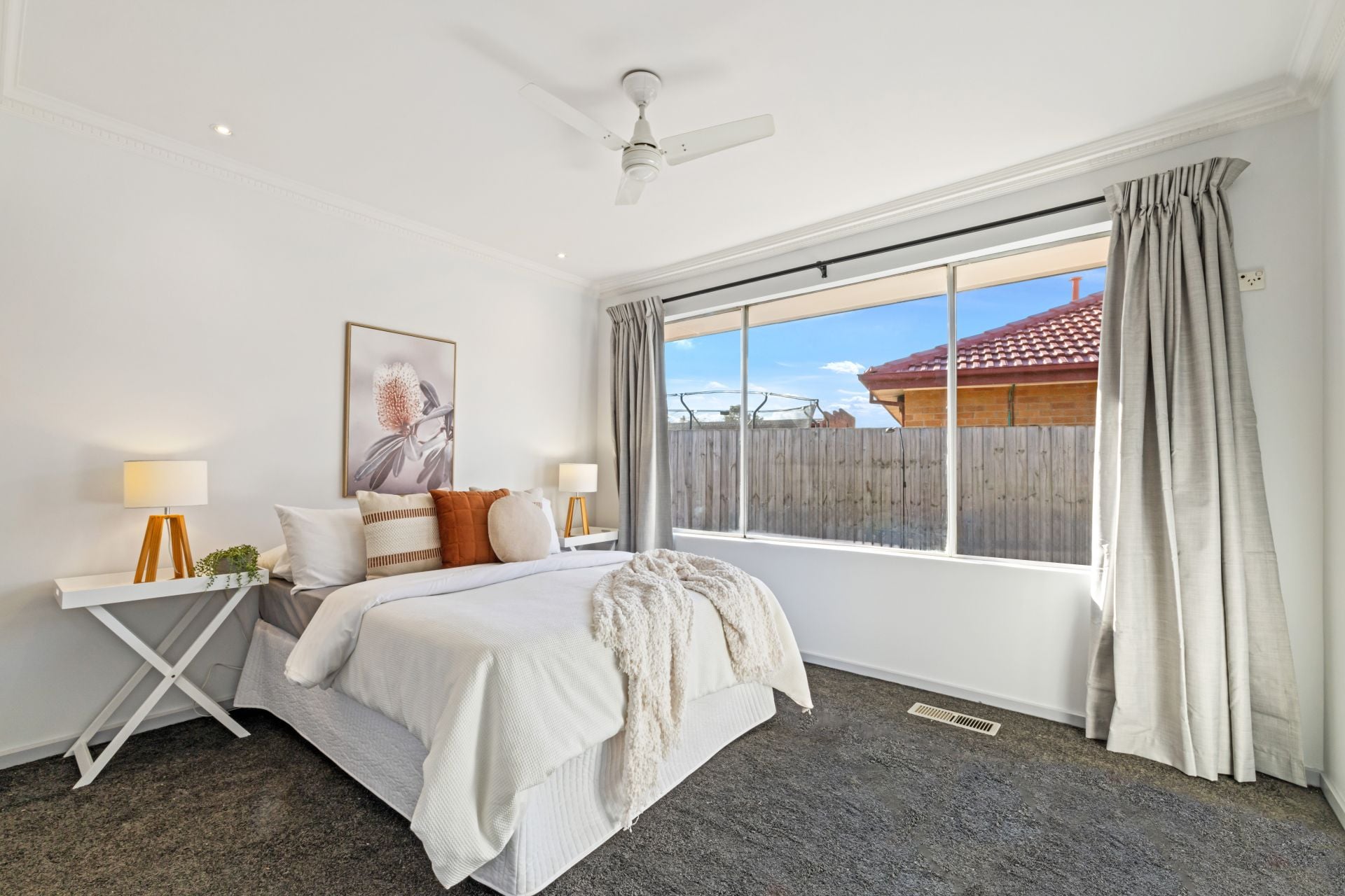 Dual Living Delight In Prime Lalor Location – Endless Possibilities!