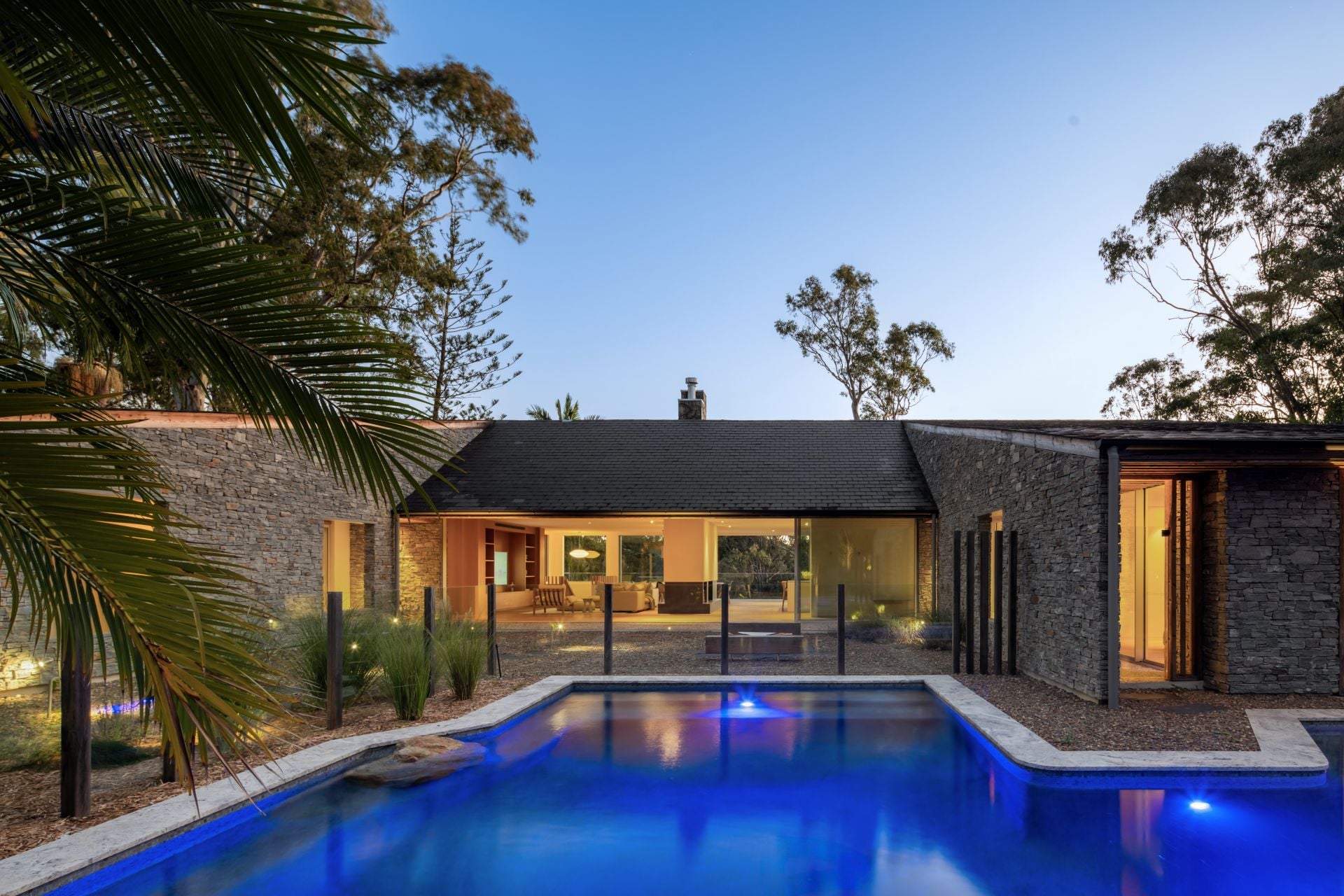 $ 5,500,000, Ashmore - Thumbnail 2