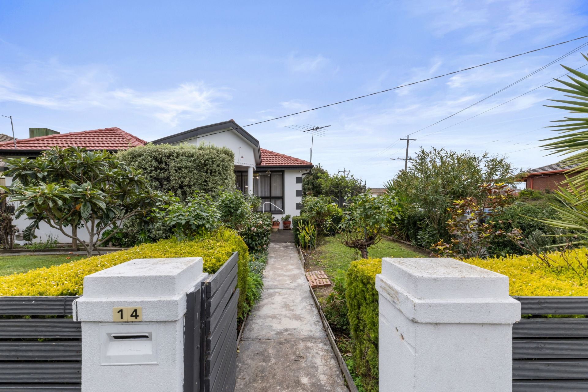 Family Comfort With Flexible Living Spaces