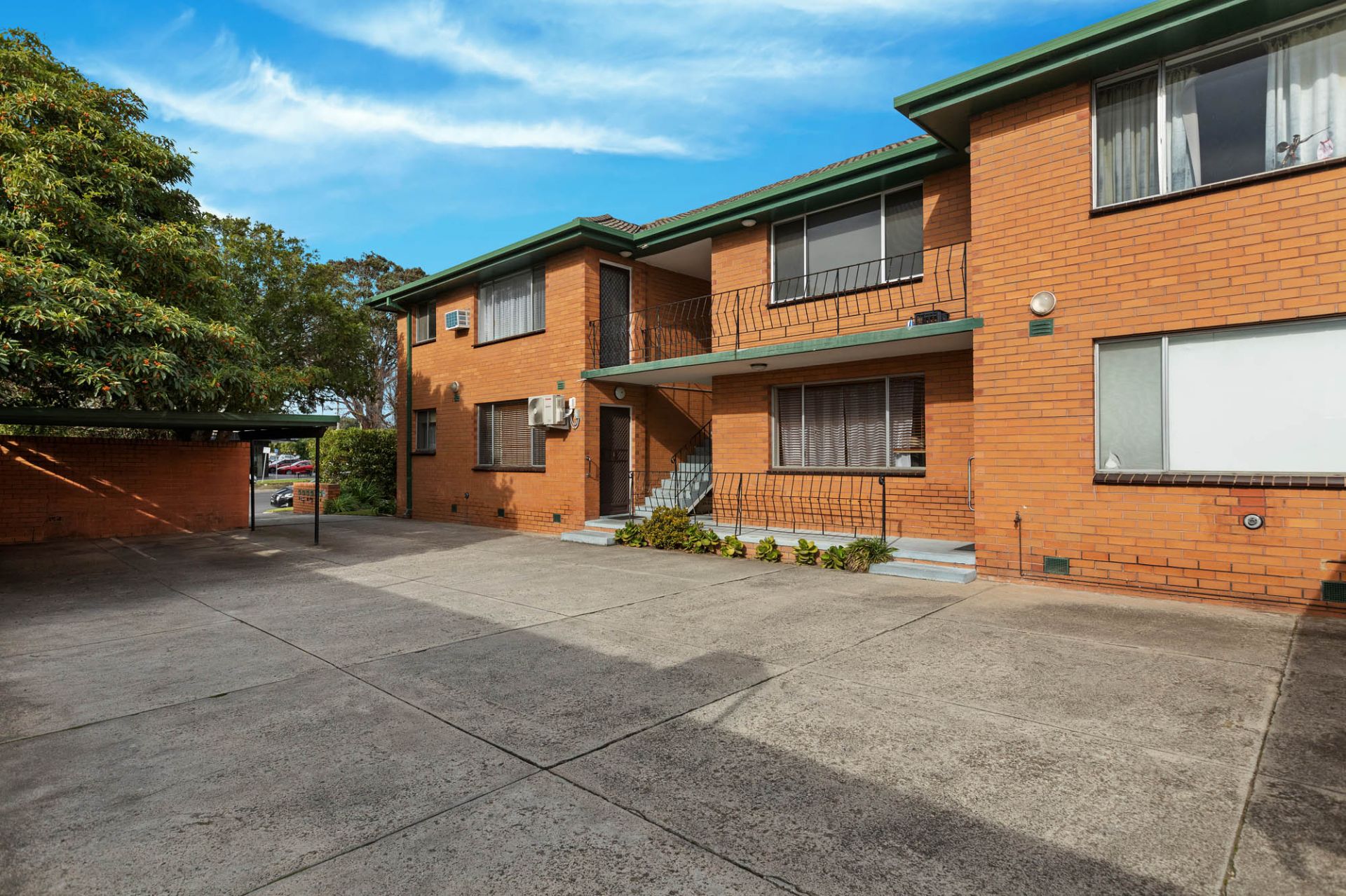 2/87 East Boundary Road, Bentleigh East - Thumbnail 2