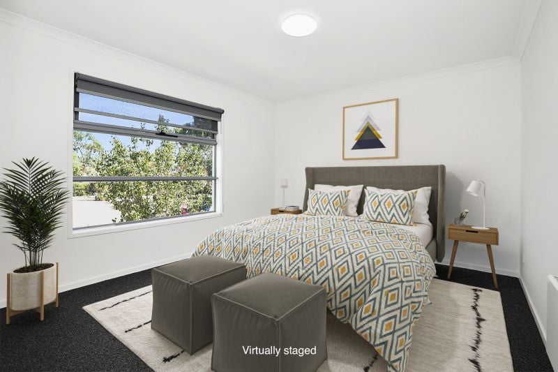 21 Woodcutters Grove, Epping