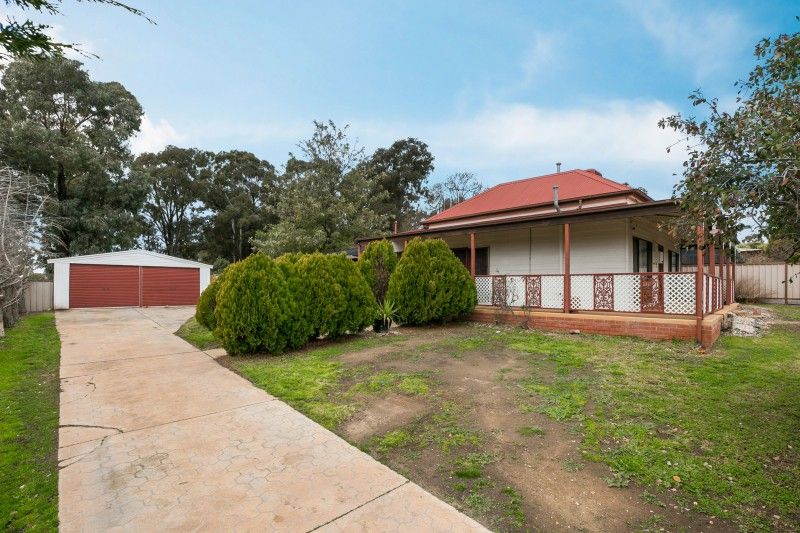37 Barrell Street California Gully VIC, Gully - Thumbnail 3