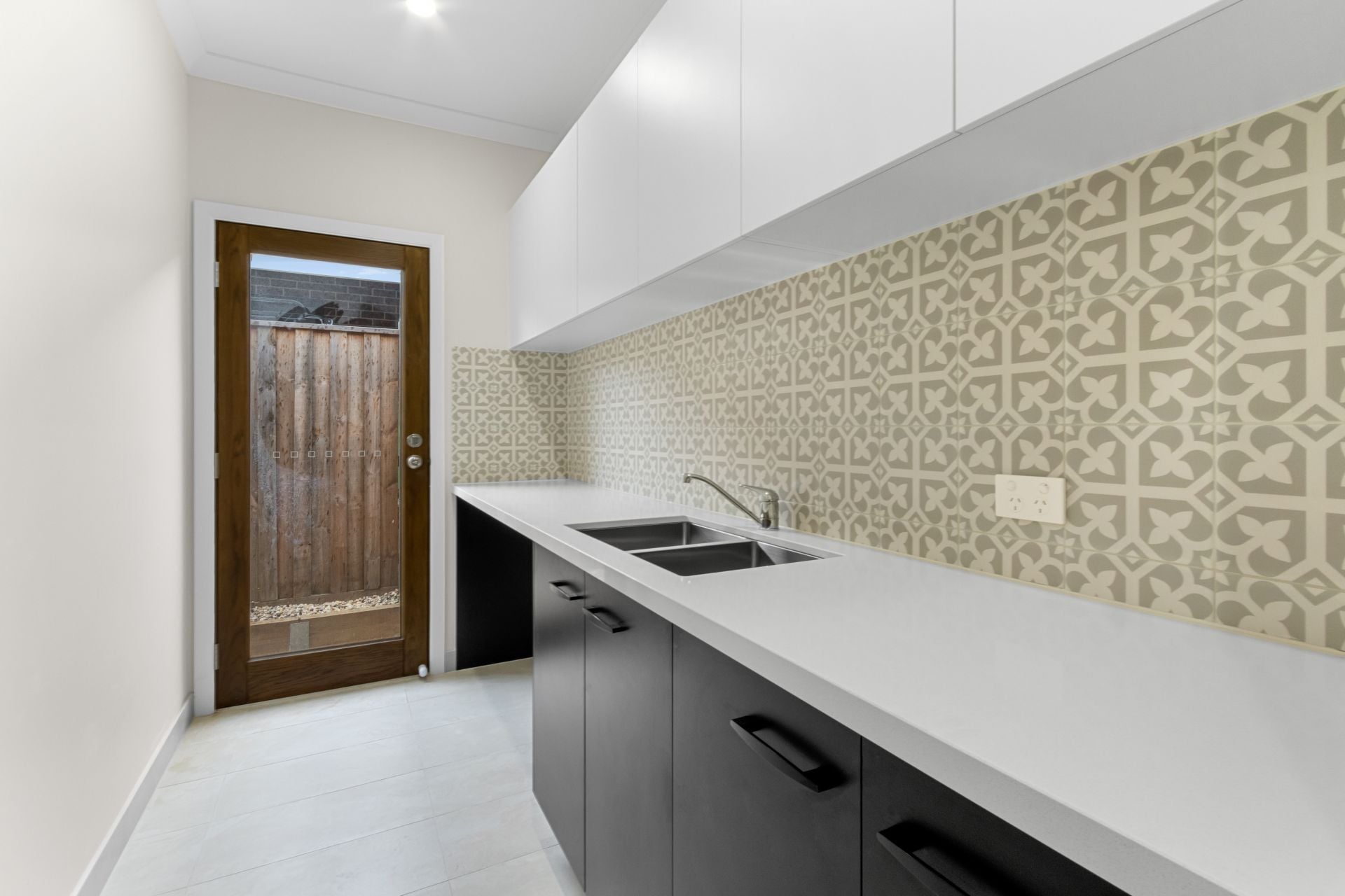 FINE FINISHES, EXPANSIVE SPACES