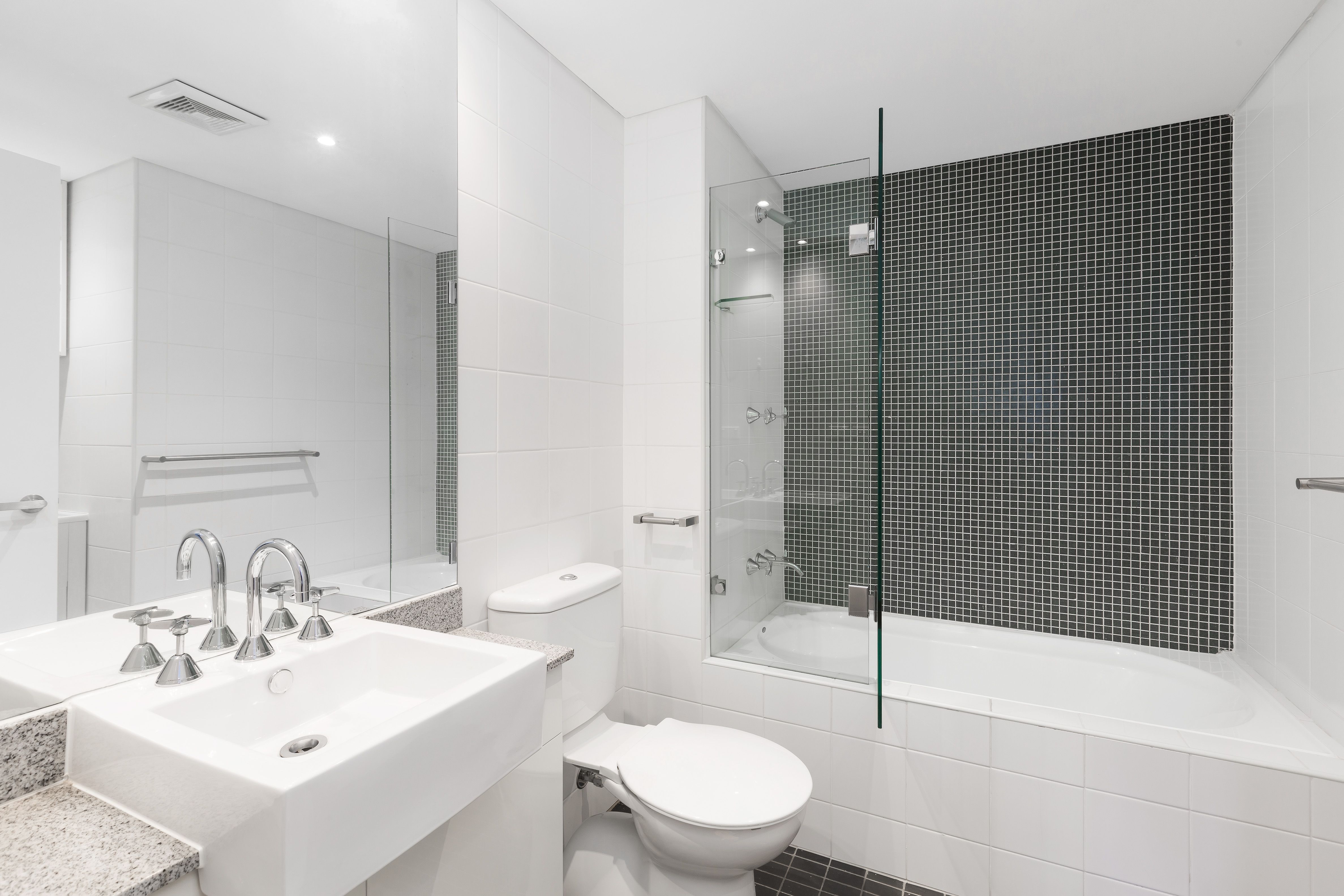 505/581 Kingsway MIRANDA 2228