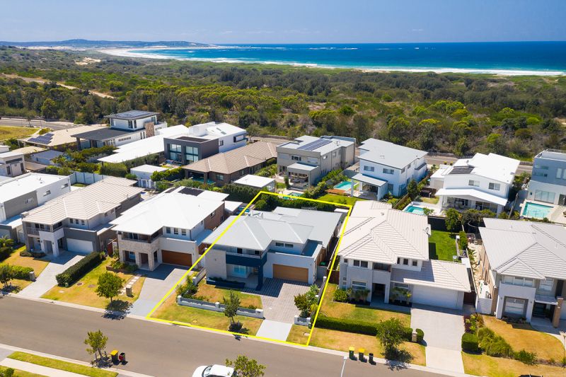 8 Whitehaven Street, GREENHILLS BEACH, Greenhills Beach - Thumbnail 6