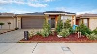 11 Fullback Road, Clyde VIC
