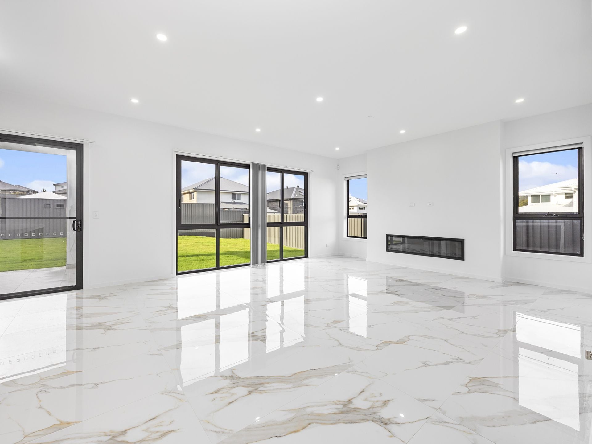 8 Candlebark Avenue, Glenning Valley, Glenning Valley - Thumbnail 6