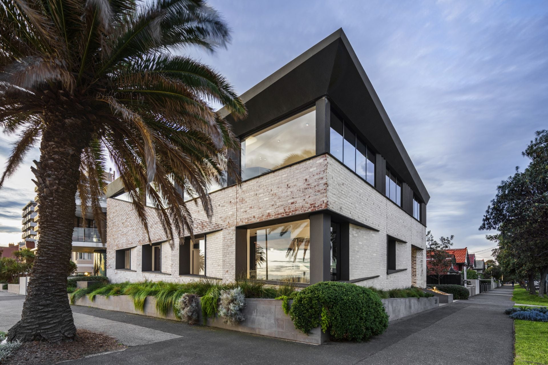 205 Beaconsfield Parade, Middle Park, Middle Park - Thumbnail 3