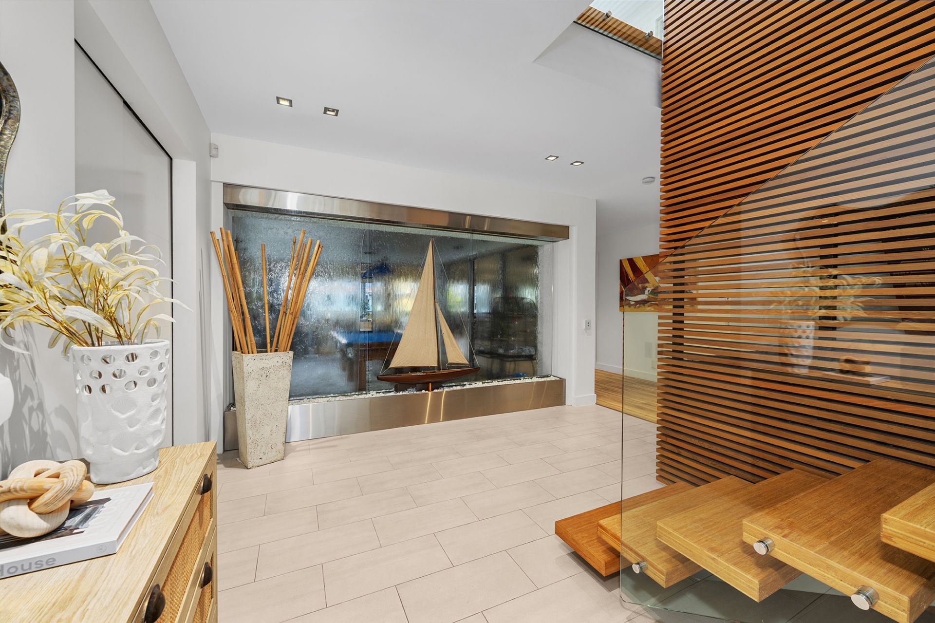 9 Royal Albert Crescent, Sovereign Islands QLD 4216, Sovereign Islands - Thumbnail 5